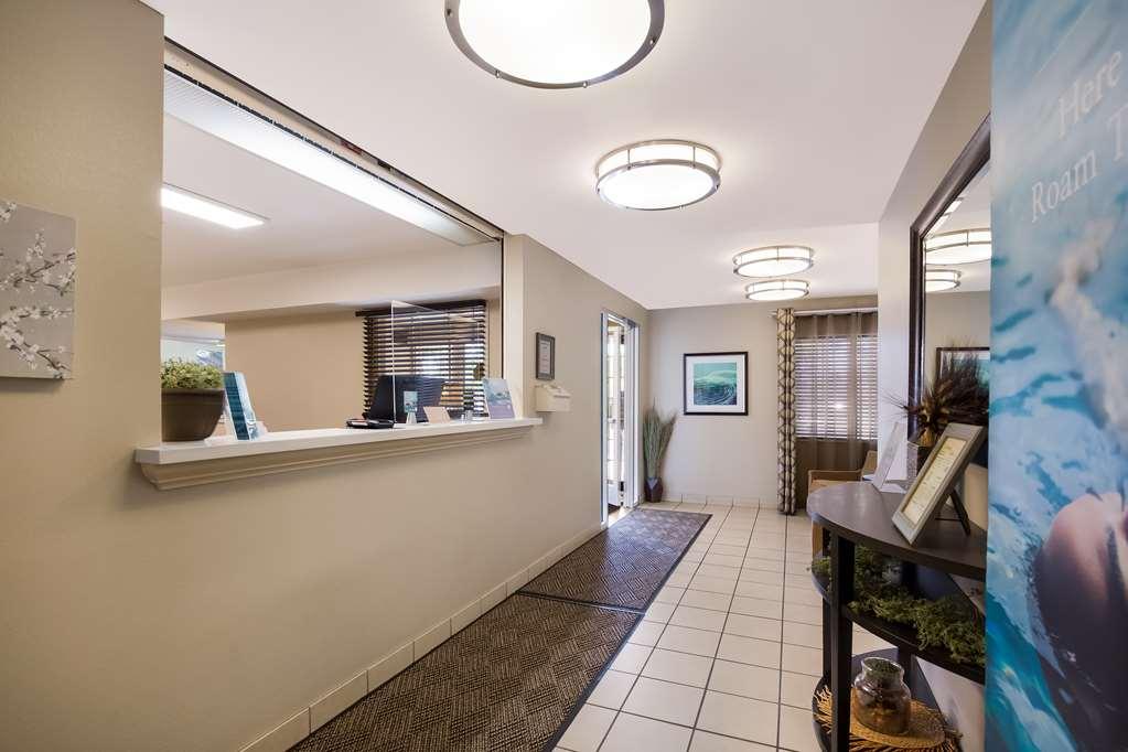 Sonesta Simply Suites Earth Ci Saint Louis Interior photo