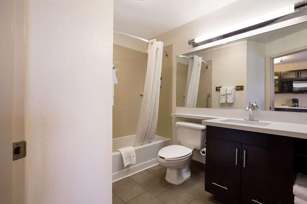 Sonesta Simply Suites Earth Ci Saint Louis Room photo