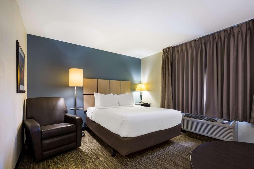 Sonesta Simply Suites Earth Ci Saint Louis Room photo