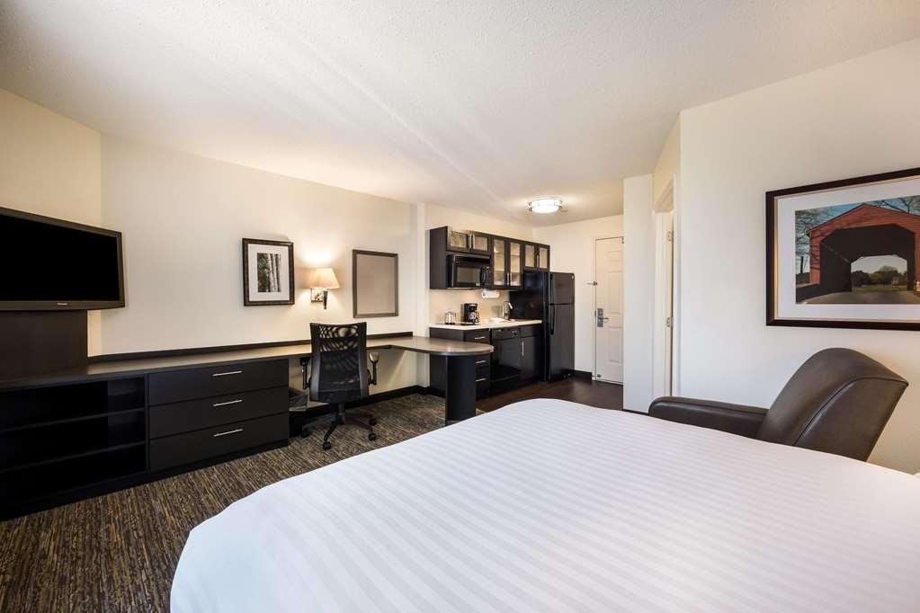 Sonesta Simply Suites Earth Ci Saint Louis Room photo